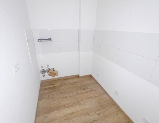 Moderne und möblierte 2-Zimmer-Wohnung in Frankfurt-Ostend – nur wenige Schritte zur EZB - Foto 1