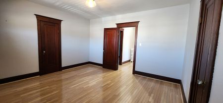 For Lease - 20812 Dalton Road, Georgina, Ontario - Photo 3