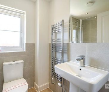 3 bedroom house to rent Chaffinch Gardens, Yapton, Arundel, West Su... - Photo 6