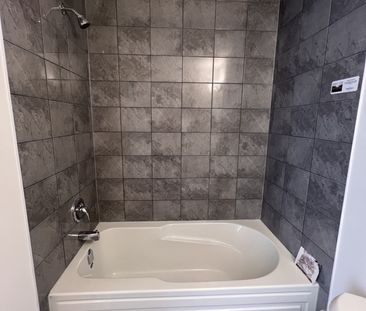 For Lease - 9 Wagon Lane, Barrie, Ontario - Photo 5