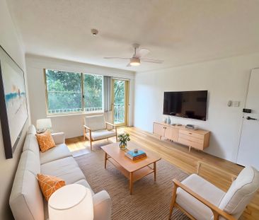 Relaxed Home Living with leafy outlook - Photo 1