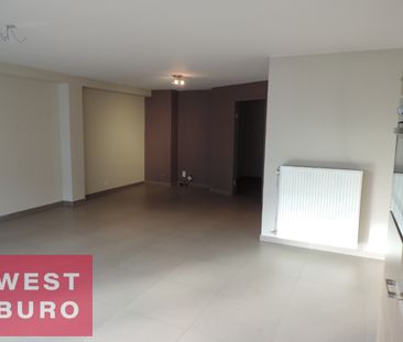 Ruim appartement met 2 slaapkamers, centrum Roeselare - Foto 4