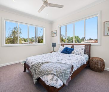 Tranquil Family Living with a Scenic Outlook - Photo 5