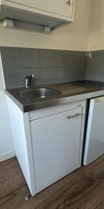 Location Appartement 1 pièce 11m² LAVAL 53000 - Photo 3