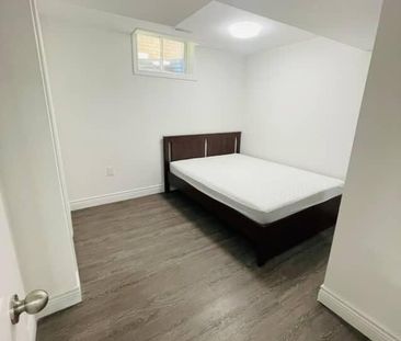 For Lease - 104 Northcliffe Crescent Unit# BASEMENT, Cambridge, Ont... - Photo 5