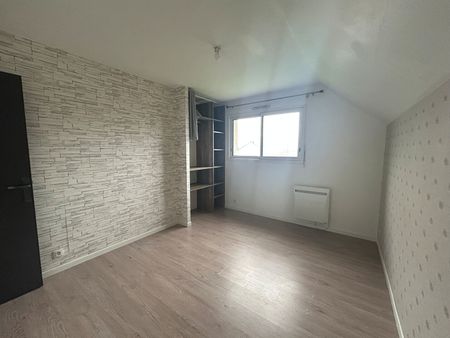 Location Maison 5 pièces 136m² - Photo 3