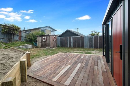 3 Bedroom House in New Brighton for 3-6 months . - Photo 2