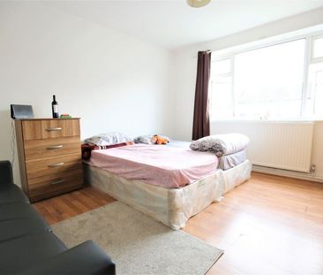 Maurice Court, Newnham Road, London - Photo 1