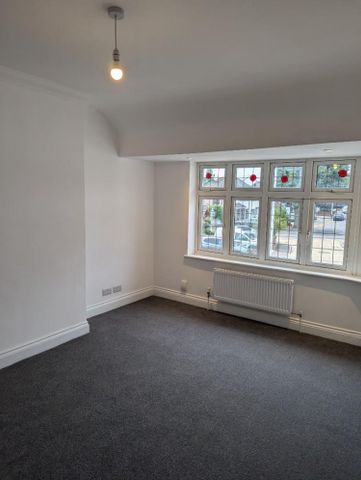 4 bedroom House To Let Total Size: 1507 SQ FT - Photo 4