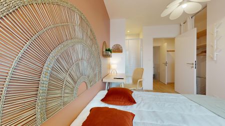 ALBERT THOMAS S Roommate 3 Bedrooms at Lyon 8e - Photo 3