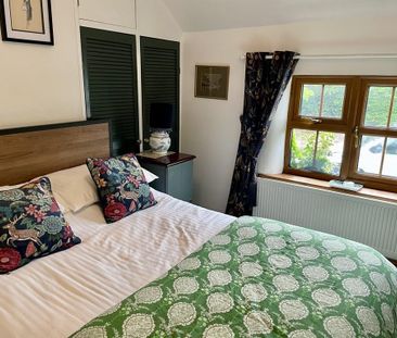 4 bedroom detached house to rent - Photo 4