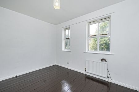 Terraced House to rent - Lullingstone Lane, London, SE13 - Photo 5