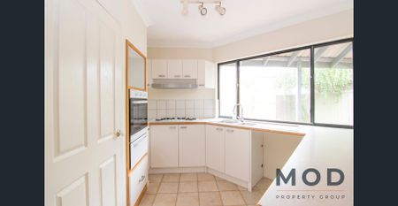 DOUBLE STOREY 3 X 2 VILLA IN FANTASTIC LOCATION - Photo 5