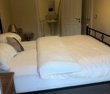 46 West Strand Avenue (Student Let), Portrush, BT56 8ET - Photo 5