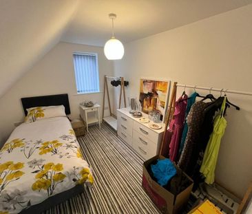 4 bedroom detached bungalow to rent - Photo 6