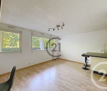Location Appartement 1 pièce 30m² SAVIGNY LE TEMPLE 77176 - Photo 3