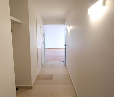 Ruim appartement van 134 m² met twee zonneterrassen in centrum Roeselare - Foto 3