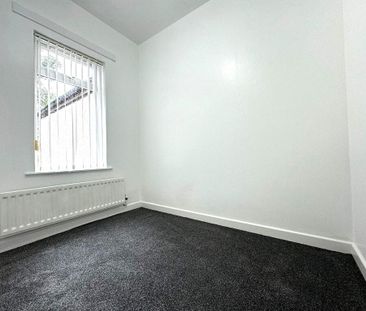 24 Unity Street, Carrickfergus, BT38 8AW - Photo 4