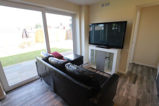 1 bedroom semi-detached house to rent - Photo 1