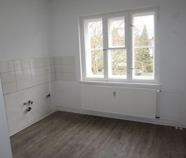 sanierte 1,5-Zimmer Wohnung mit großem Balkon in Berlin- Zehlendorf - Photo 3