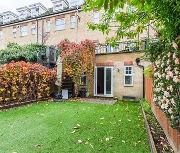 Osier Crescent, Muswell Hill, N10 - Photo 2