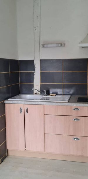 Location Appartement 1 pièce 40m² JOIGNY 89300 - Photo 1