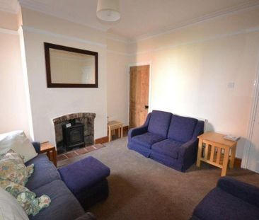 4 bedroom terraced house to rent - Photo 3