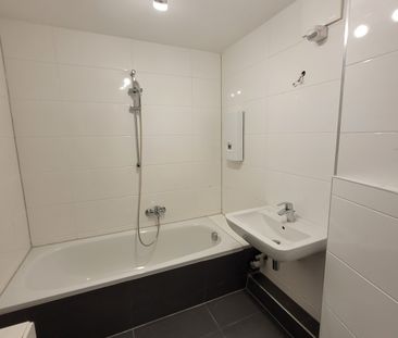Frisch renovierte 2 Zimmer Balkonwohnung - ideal für SIE und IHN - Foto 1