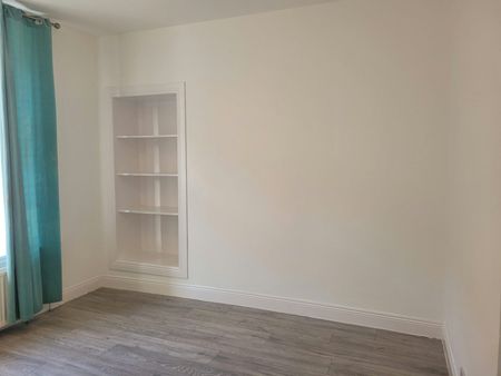 Flat to rent on - Photo 5