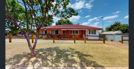 Beautifully renovated South Dubbo home - Photo 4