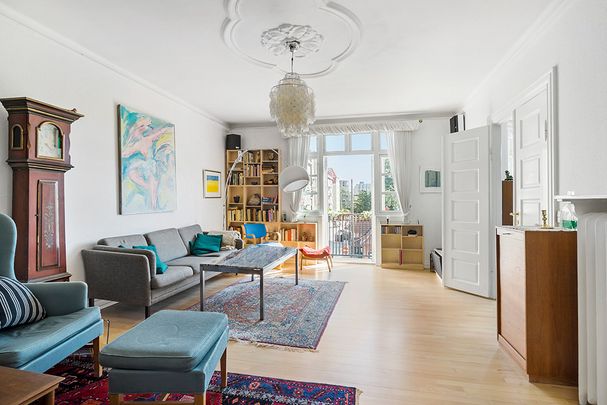 Smuk og møbleret lejlighed med altan på attraktive Amagerbrogade - Photo 1