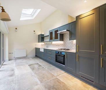 St Christophers Road, Haslemere, Surrey, GU27 - Photo 6