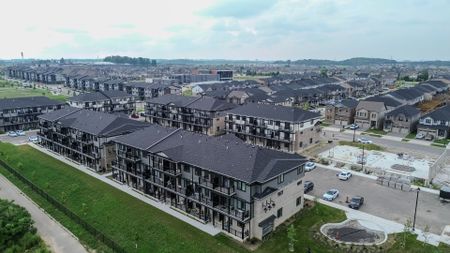 For Lease - 98 Lomond Lane, Kitchener, Ontario - Photo 3