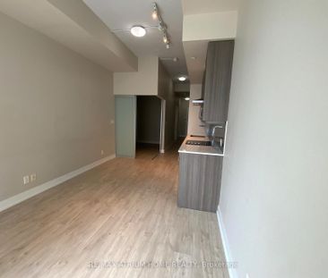 904 75 The Donway W - Photo 1