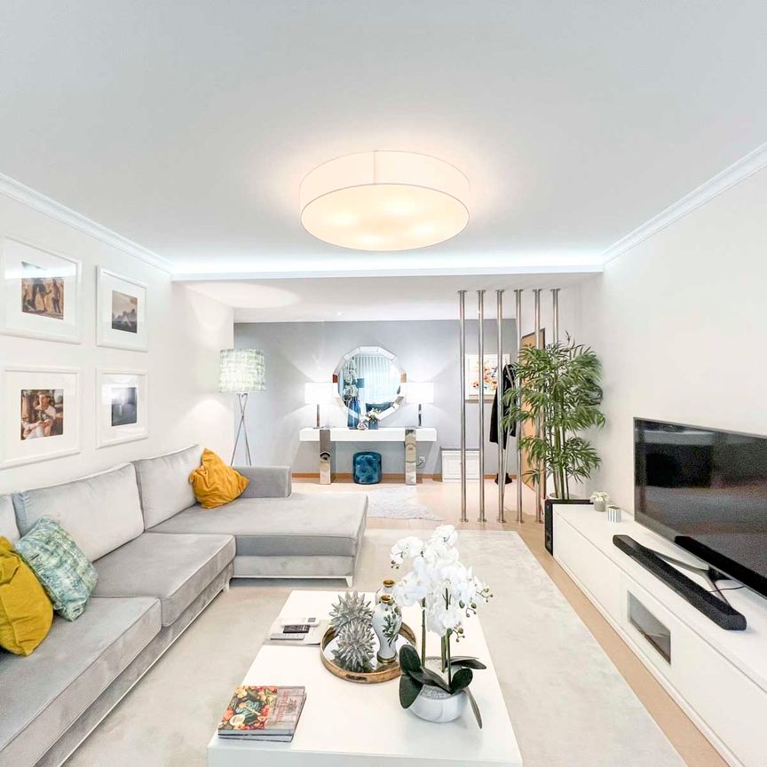 Apartamento T2 para Arrendamento na Praia da Rocha, Portimão - Photo 1