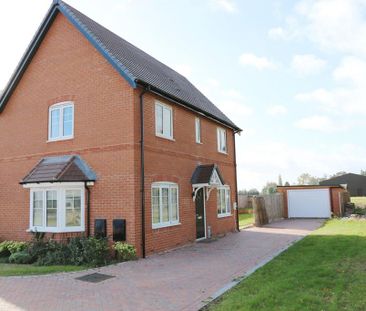 2 bedroom semi-detached house to rent - Photo 4