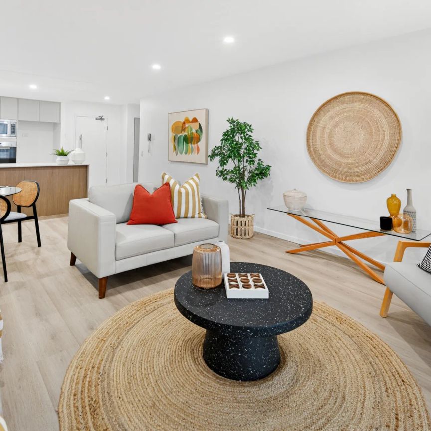 Beautifully presented ground floor apartment - Photo 1