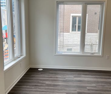 For Lease - 131 HONEYCRISP Crescent Unit# 209, Vaughan, Ontario - Photo 5