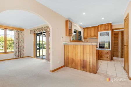 1 Kilrush Court, Devonport - Photo 2