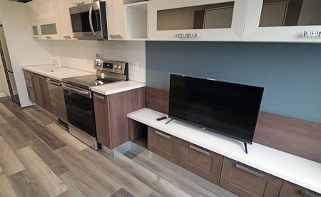 apartments at 1755 Regent Street - Photo 4