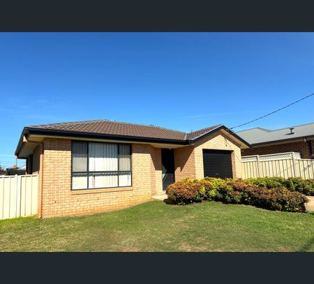 19 Hilda Ln, South Tamworth, NSW 2340 - Photo 2