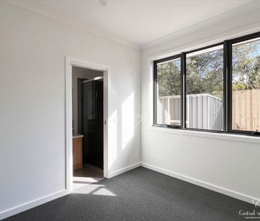 Freestanding Townhouse Just Steps from the Train Station – Ultimate... - Photo 4