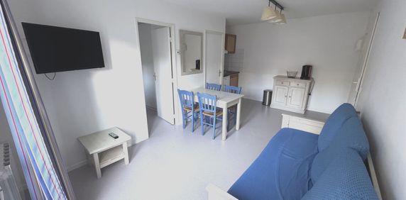 Location Appartement 2 pièces 29m² CARNOUX EN PROVENCE 13470 - Photo 2