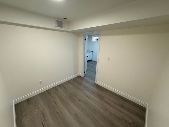 For Lease - 161 Romaneli Crescent Unit# Lower, Bradford West Gwillimbury, Ontario - Photo 1