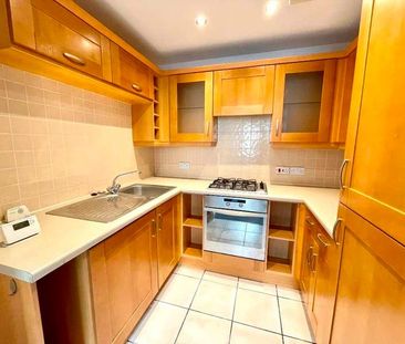 Bishopfields Drive, YO26 - Photo 4