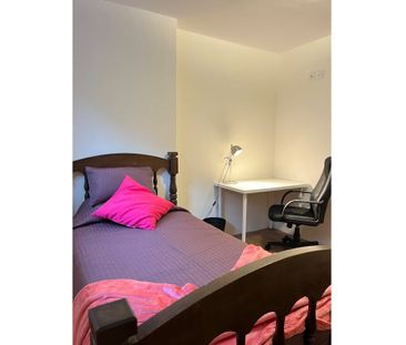 Rua de Ferreira Cardoso, Porto, Braga 4300-198 - Photo 4