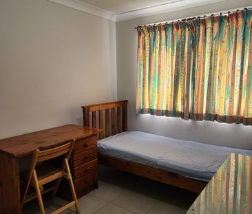 2-bedroom shared granny flat, David Crescent - Photo 1