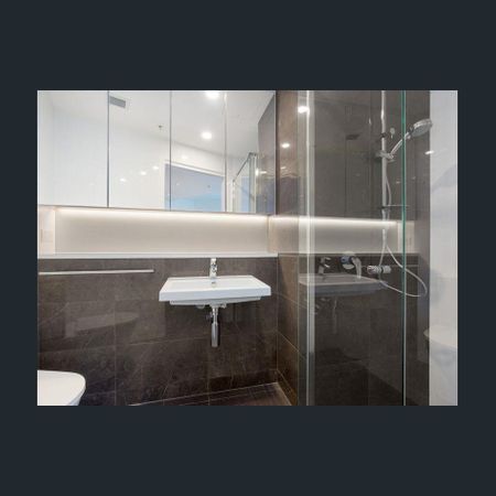 Fully Furnished 1-Bedroom Apartment with Breathtaking City Views - Photo 3