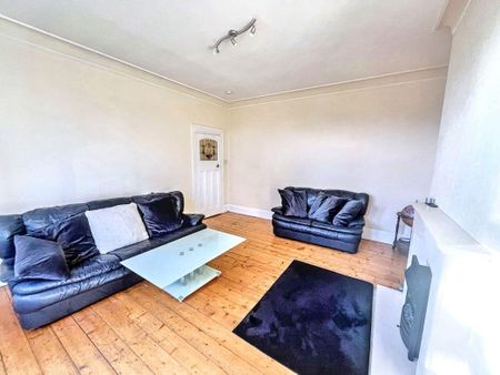 4 bed terraced house to rent in NE6 - Photo 5