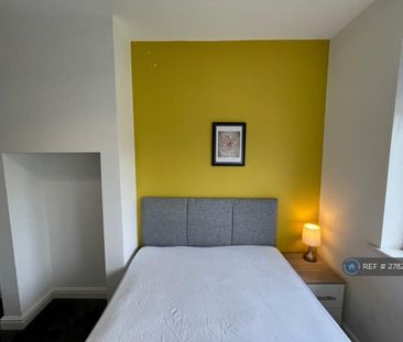 1 bedroom in a house share to rent - Photo 4